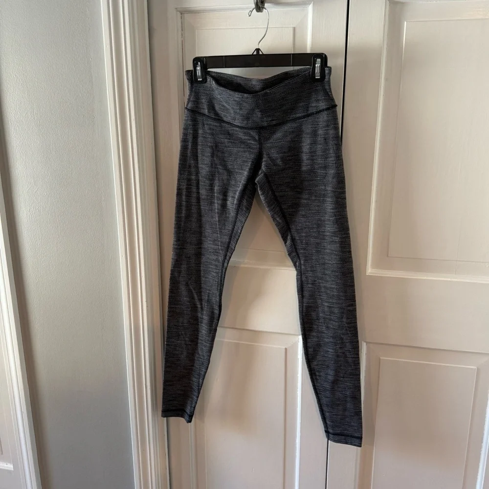 Lululemon Charcoal Heather Leggings Wunder Under high rise